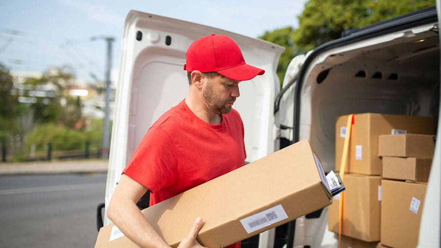 Best Courier Service To Uk